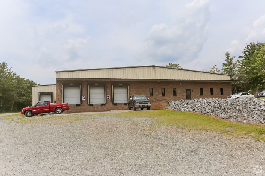 Primary Photo Of 1904 International Blvd, Hudson Warehouse For Sale