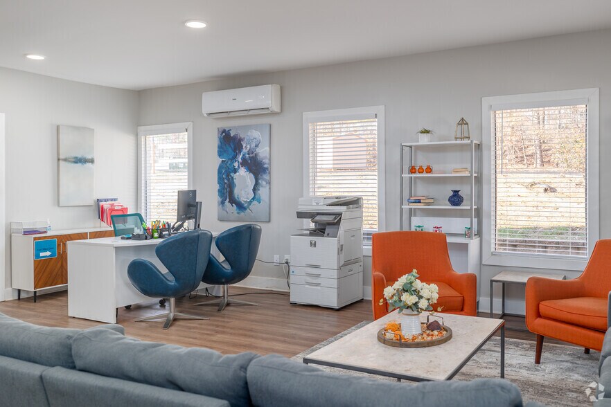 More Photos Of 4375 Cascade Rd, Atlanta Apartments For Sale