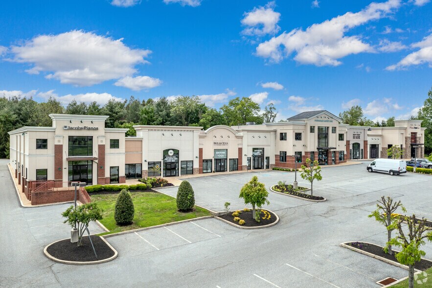 Primary Photo Of 1572 Wilmington Pike, West Chester Unknown For Lease