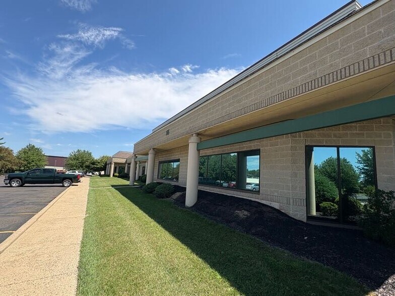More Photos Of 95 James Way, Southampton Light Manufacturing For Sale