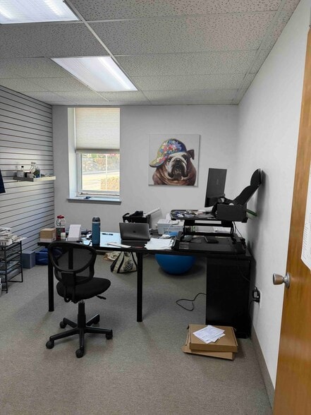 More Photos Of 915 Jenkintown Rd, Elkins Park Storefront Retail Residential For Sale