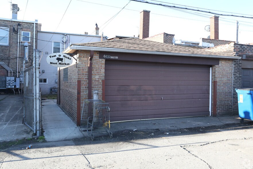 More Photos Of 6032 W Cermak Rd, Cicero Storefront Retail Residential For Sale