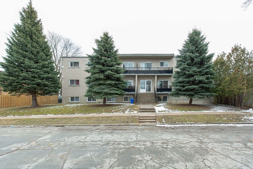 More Photos Of 115 Kraft Avenue, Kitchener, On Ave N, Kitchener Apartments For Sale