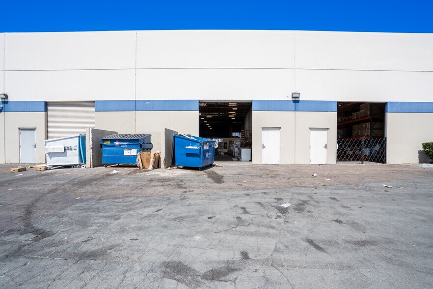 More Photos Of 775 Anita St, Chula Vista Distribution For Lease