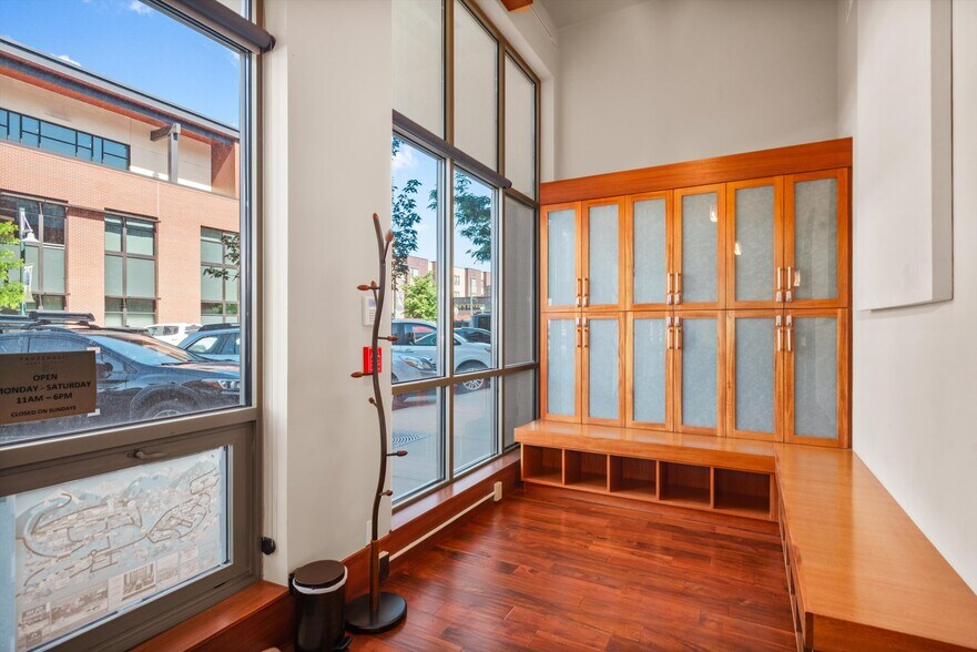 More Photos Of 241 Robinson St, Basalt Storefront For Sale