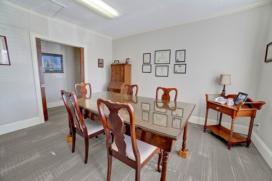 More Photos Of 113 Glenn Ave, Trussville Office Residential For Sale