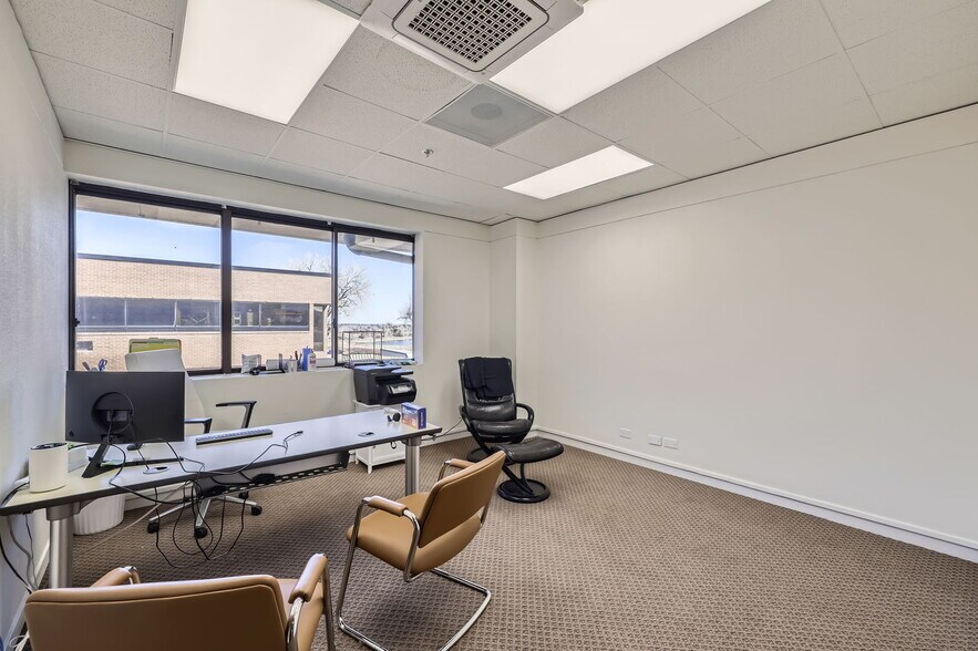 More Photos Of 5932-5934 McIntyre St, Golden Light Manufacturing For Sale