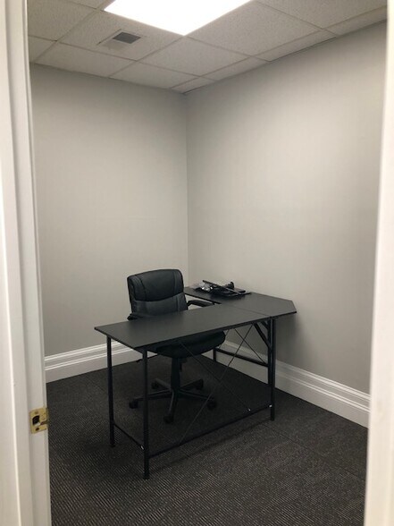 More Photos Of 507 New Bridge St, Jacksonville Office For Lease