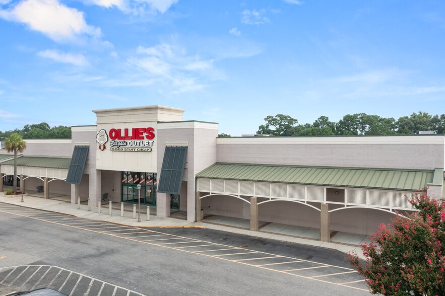 More Photos Of 7800 Rivers Ave, North Charleston Unknown For Lease