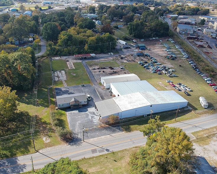 Primary Photo Of 1906 W 13th St, Anniston Warehouse For Sale