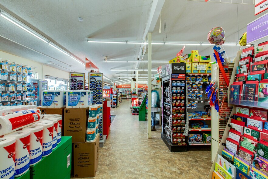 More Photos Of 100 Bennett Ave, Bennett Freestanding For Sale