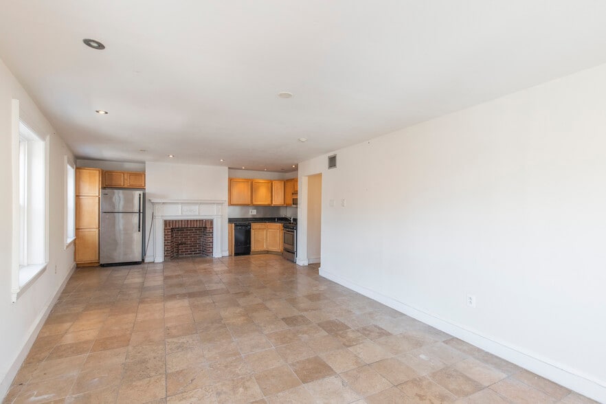 More Photos Of 632-634 N 2nd St, Philadelphia Apartments For Sale