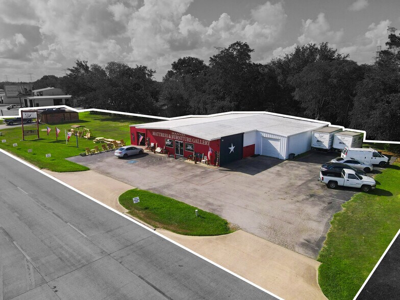 More Photos Of 20350 Morris Ave, Manvel Freestanding For Lease