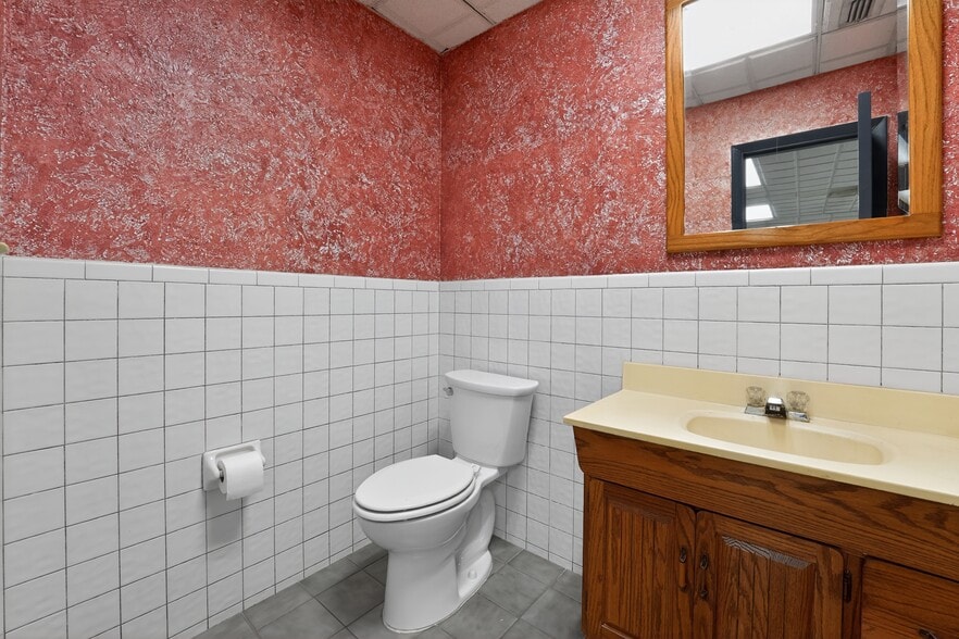 More Photos Of 2434 Etring Ave, Corpus Christi Unknown For Lease