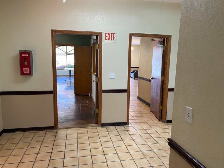 More Photos Of 112-114 S Catalina Ave, Redondo Beach Office For Lease