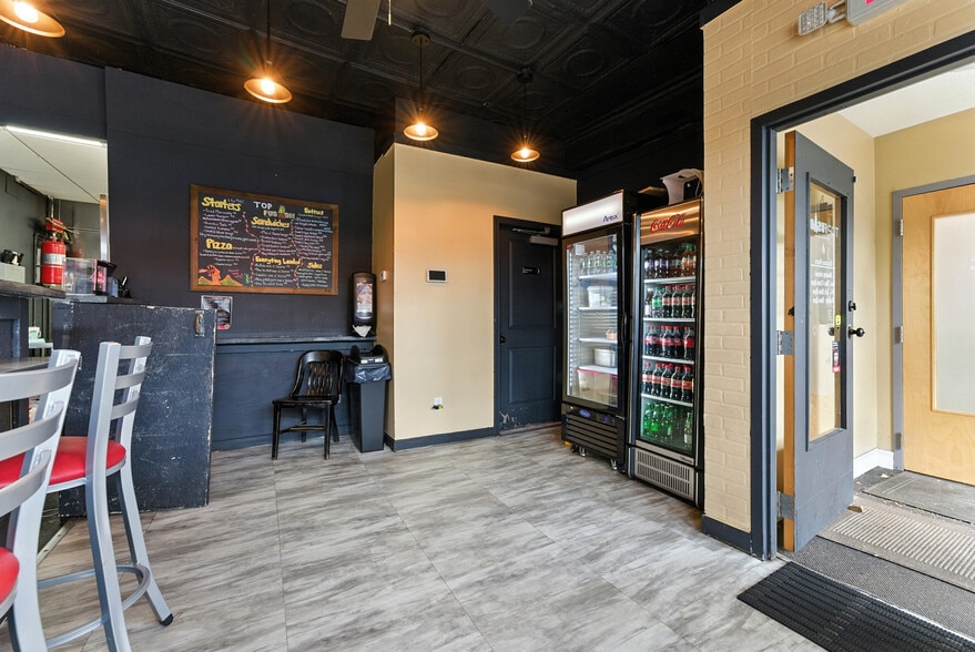 More Photos Of 674-678 Dickinson St, Springfield Freestanding For Sale