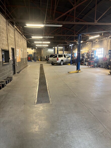 More Photos Of 210 W Cole St, Moundridge General Retail For Sale