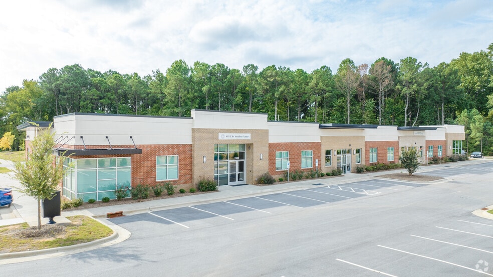 More Photos Of 2041 Energy Dr, Apex Unknown For Sale