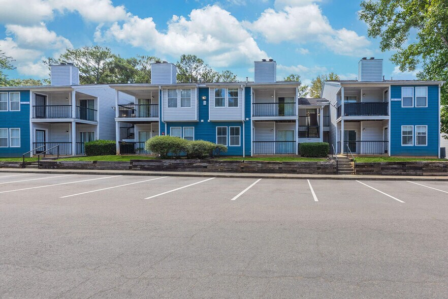 More Photos Of 5816 Covington Hwy, Decatur Apartments For Sale