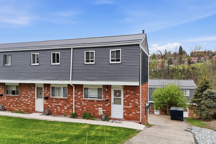 More Photos Of 3801 Hilpert St, Pittsburgh Apartments For Sale