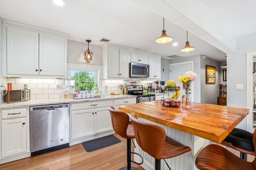 More Photos Of 1 Old Manchester Rd, Raymond Multifamily For Sale