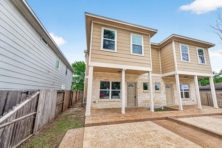 More Photos Of 14134 Packard St, Houston Specialty For Sale