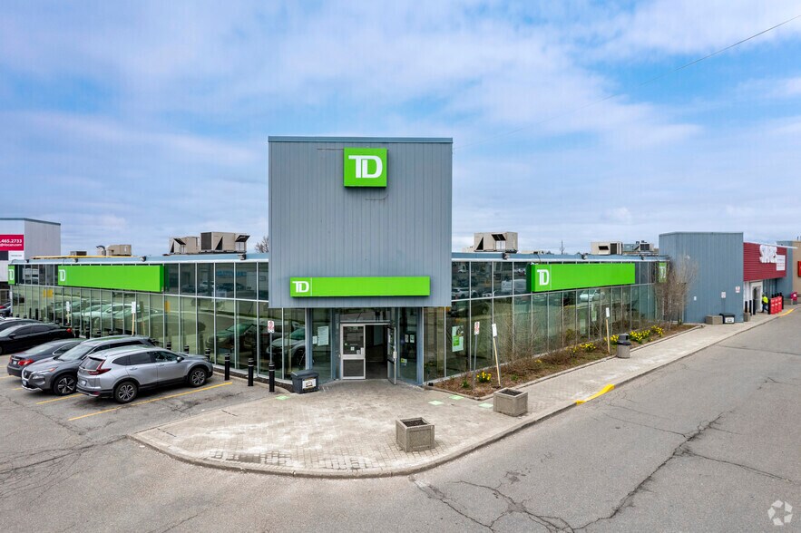 Primary Photo Of 3140-3170 Dufferin St, Toronto Freestanding For Lease