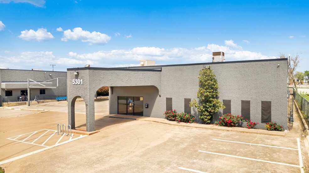 Primary Photo Of 5301 Sun Valley Dr, Fort Worth Warehouse For Lease