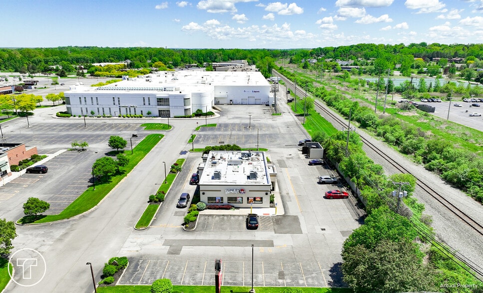 More Photos Of 3050 Winton Rd S, Rochester Fast Food For Sale