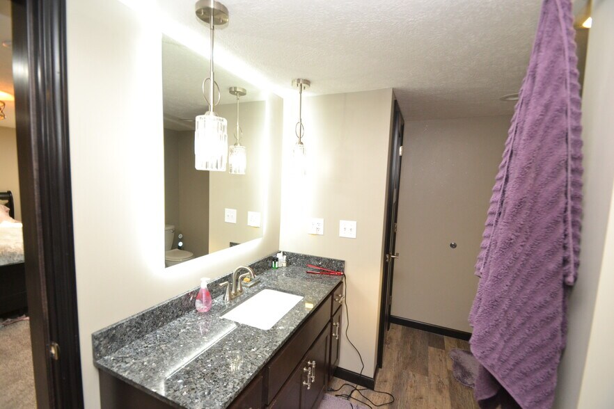 More Photos Of 3247 E State Road 28, Tipton Warehouse For Sale