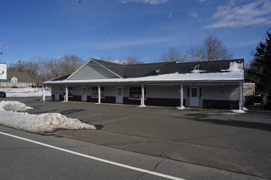 More Photos Of 968 Killingworth Rd, Haddam Freestanding For Lease