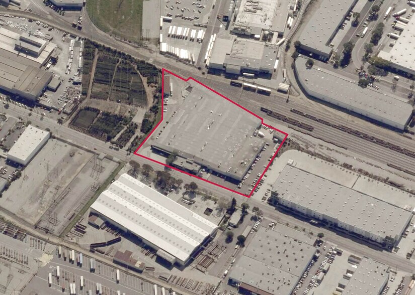 Primary Photo Of 6100 Bandini Blvd, Commerce Warehouse For Lease