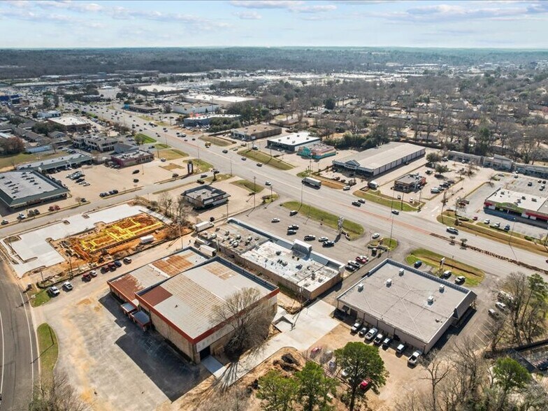 More Photos Of 713 W Southwest Loop 323, Tyler Freestanding For Sale