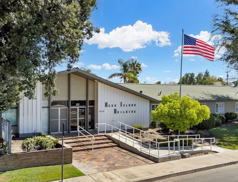 More Photos Of 2920 H St, Bakersfield Medical For Lease