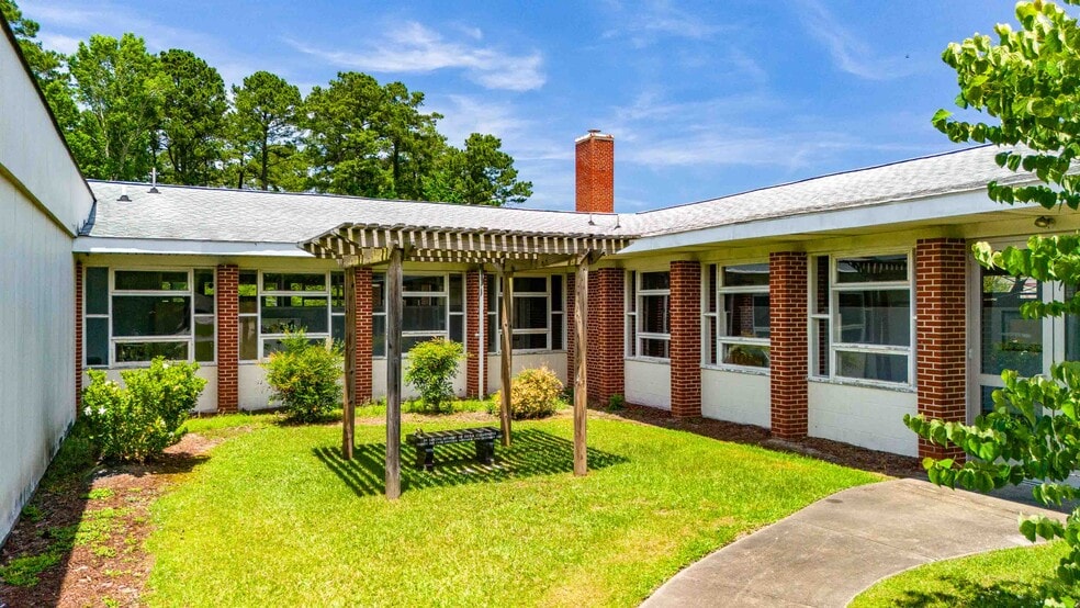 More Photos Of 206 Miller Blvd, Havelock Religious Facility For Sale