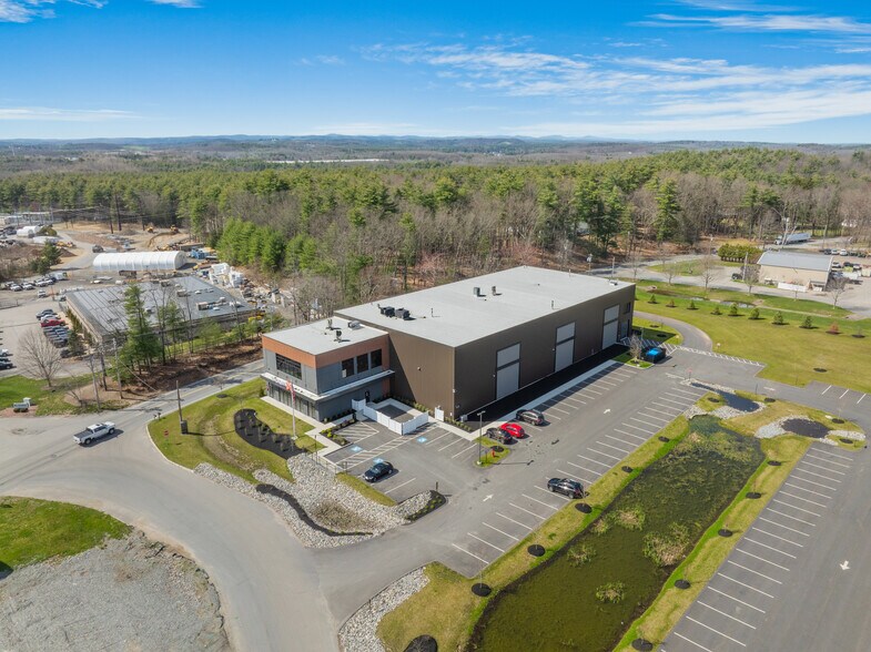 More Photos Of 114 Lancaster Rd, Shirley Freestanding For Sale