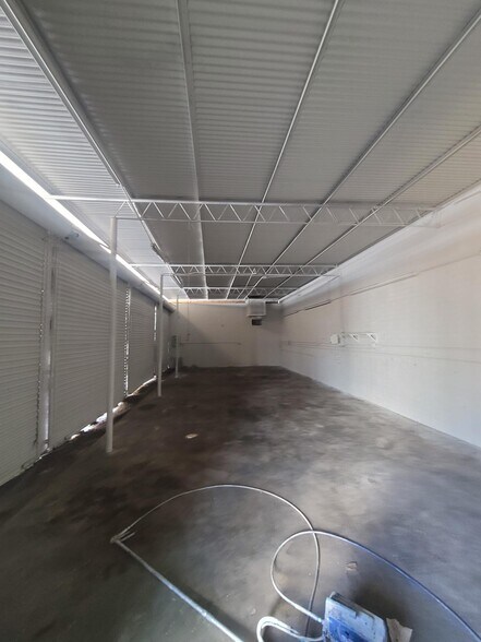 More Photos Of 19 E Vine St, Mesa Service For Lease