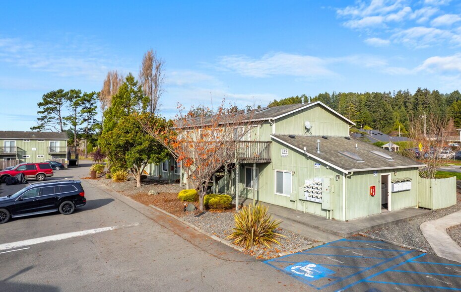 More Photos Of 115 Samoa Blvd, Arcata Apartments For Sale