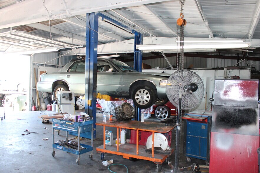 More Photos Of , Clearwater General Retail For Sale