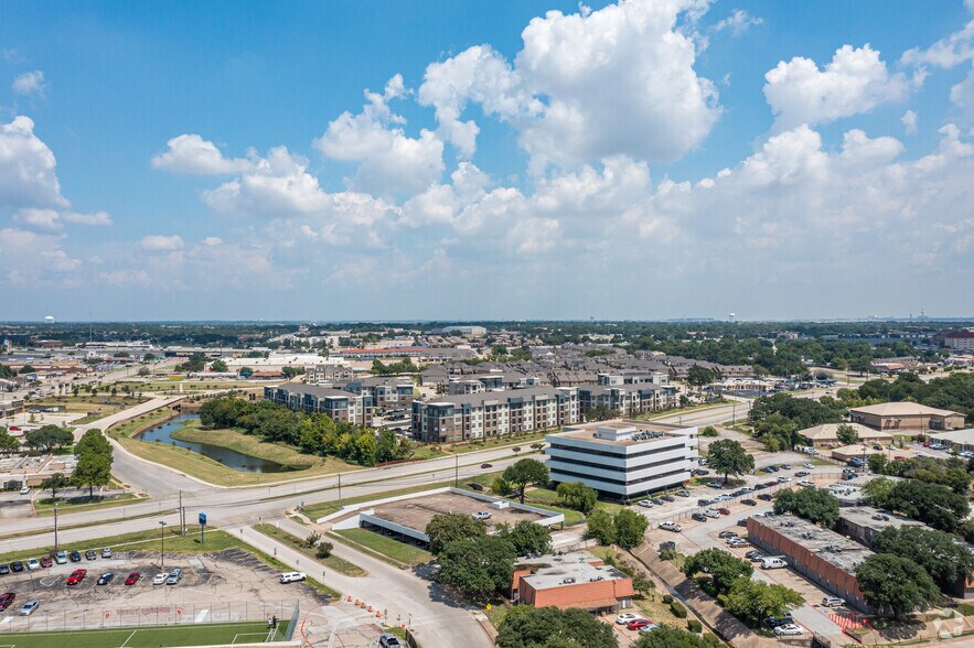 More Photos Of 1001 W Euless Blvd, Euless Medical For Lease