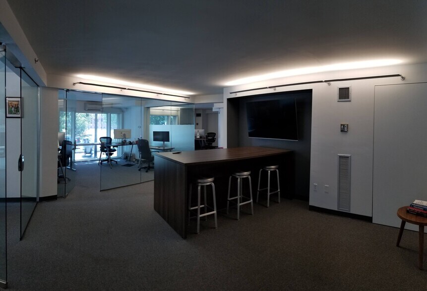 More Photos Of 10 Rogers St, Cambridge Apartments For Sale