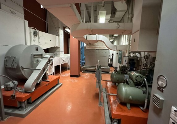 More Photos Of 1650 Nebraska 51, Lyons Telecom Hotel Data Hosting For Sale
