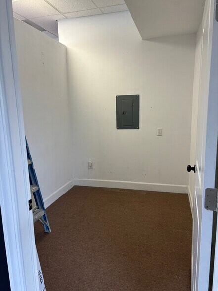 More Photos Of 2280 Lincoln Ave, San Jose Office For Lease