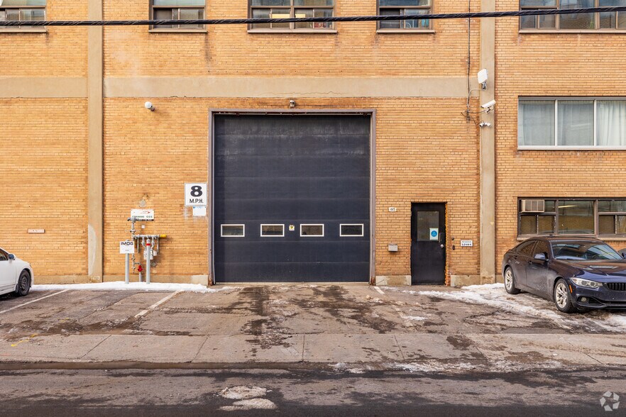 More Photos Of 435-445 Rue De Port-Royal O, Montréal Flex For Lease