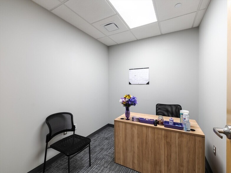 More Photos Of 520 W Roosevelt Blvd, Philadelphia Medical For Sale