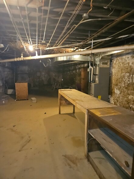 More Photos Of 211 E Stephenson St, Freeport Apartments For Sale