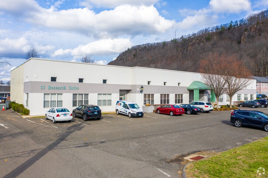 Primary Photo Of 11 Research Dr, Woodbridge Office For Lease