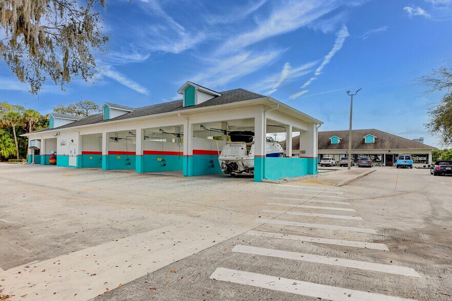 More Photos Of 3901 Orange Ave, Fort Pierce Freestanding For Sale
