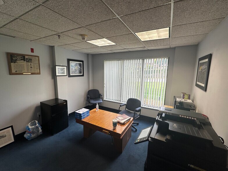 More Photos Of 29 E Mountain St, Worcester Office For Lease