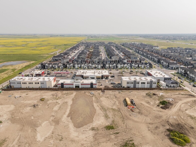 More Photos Of 64 Homestead Gate NE, Calgary Storefront For Lease